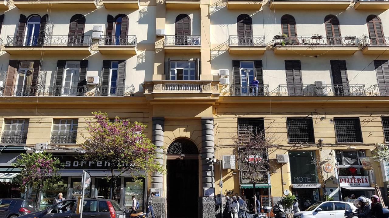 Napol-In Hotel Naples Luaran gambar