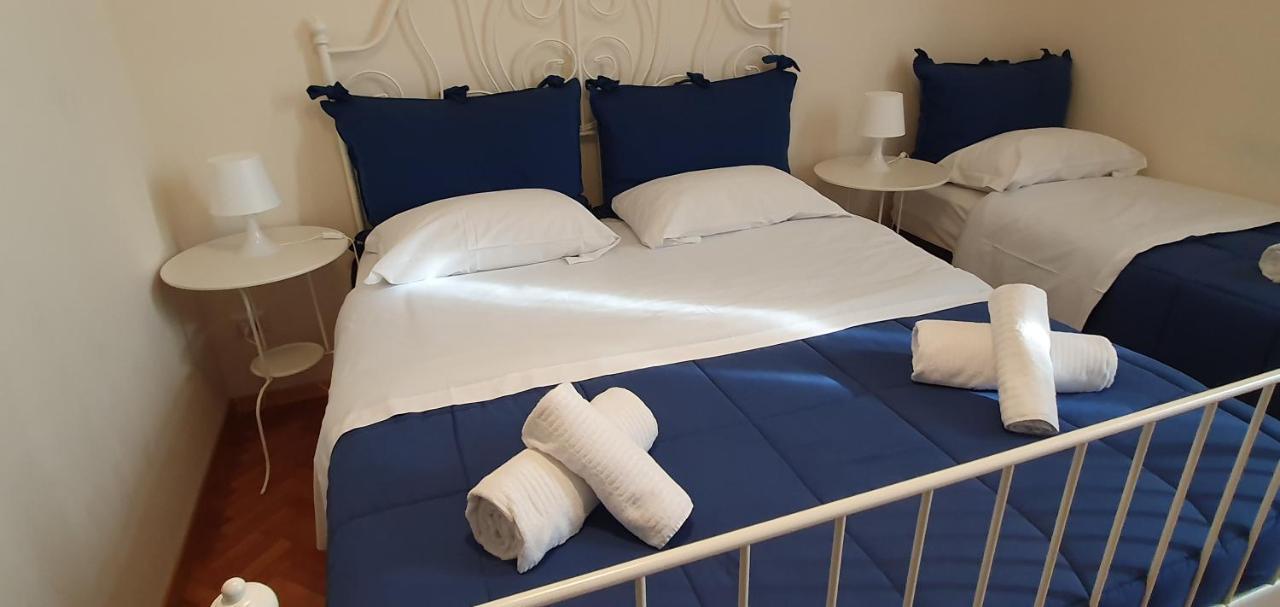 Napol-In Hotel Naples Luaran gambar