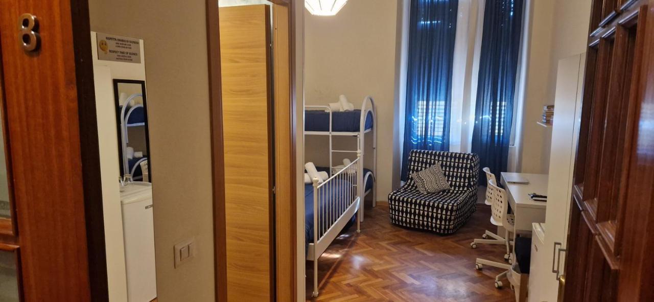 Napol-In Hotel Naples Luaran gambar